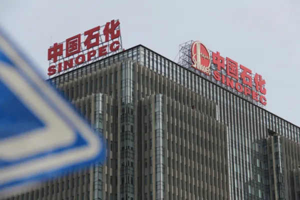 Sinopec (Gaosheng, Anqing, Guangzhou, Maoming, Qingdao, Wuhan, Hainan, Changling, Jingmen, Puguang, Yuanba, Shijiazhuang, Fujian, and 19 other Sinopec subsidiaries)
